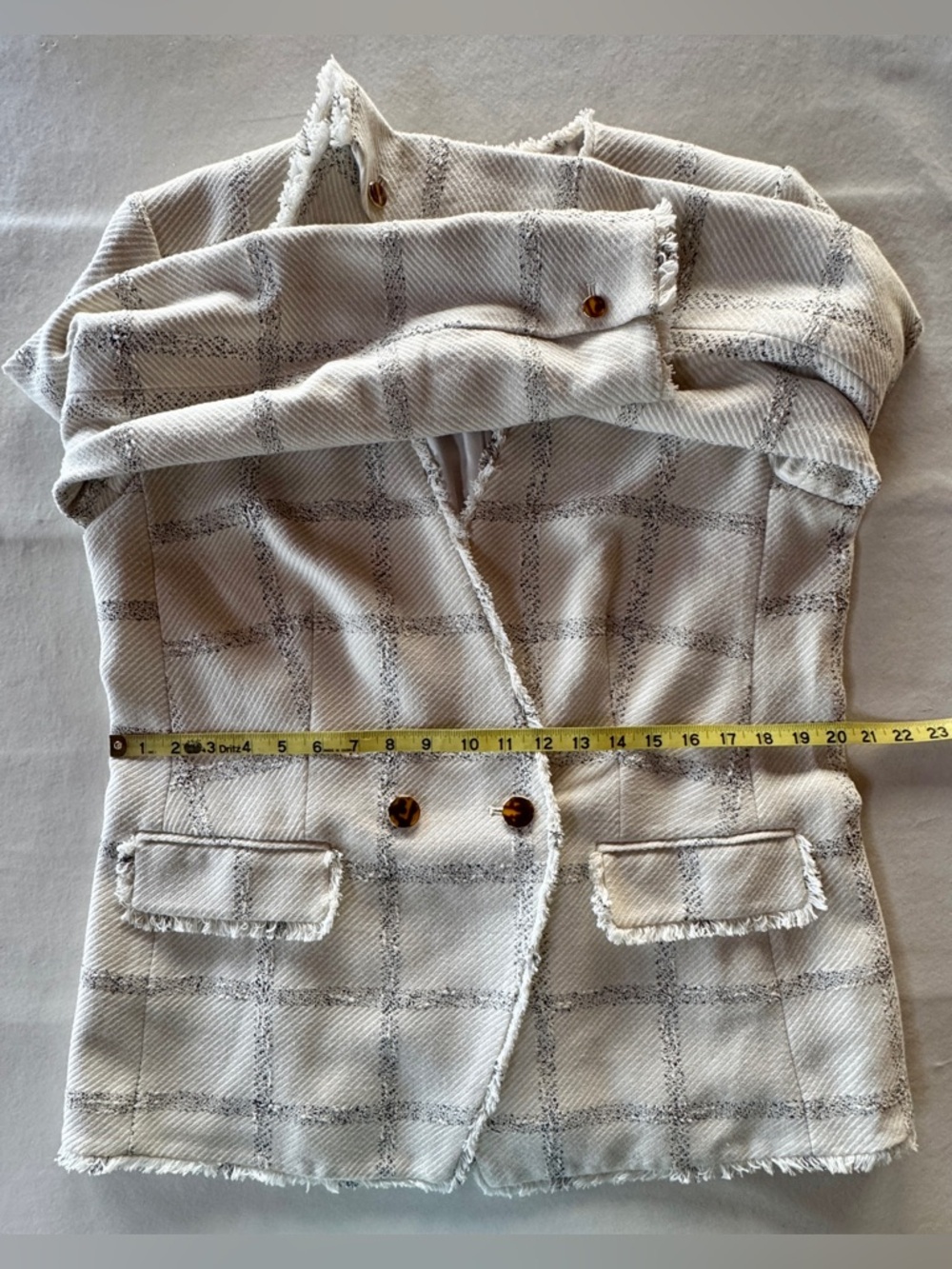 Ann Taylor Cream Gray Windowpane Tweed Fringed Blazer (14) Like New! - Picture 11 of 17
